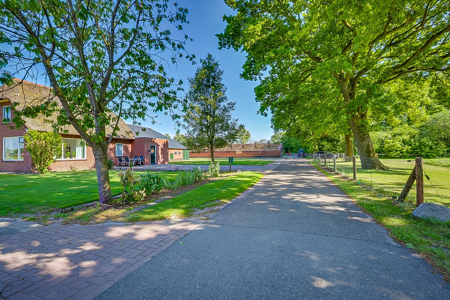 Photo 45 of Larenseweg 49