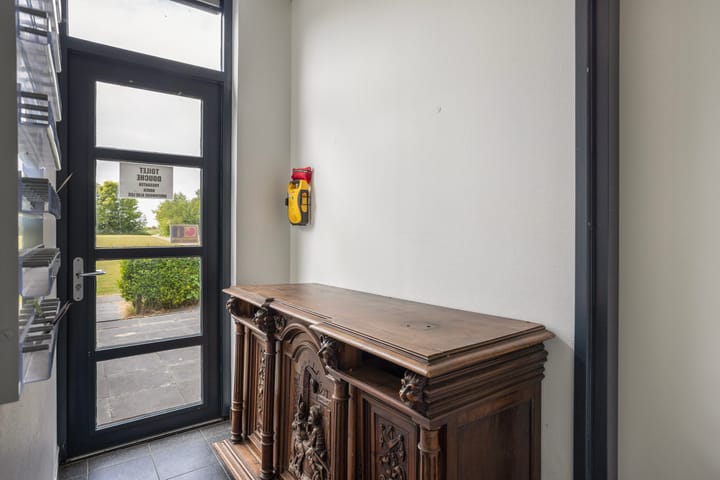 Photo 5 of Leijester Hegedyk 2