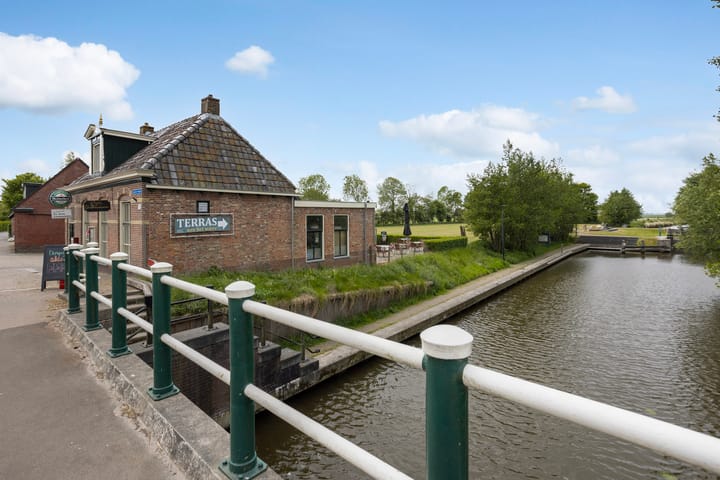 Photo 37 of Leijester Hegedyk 2