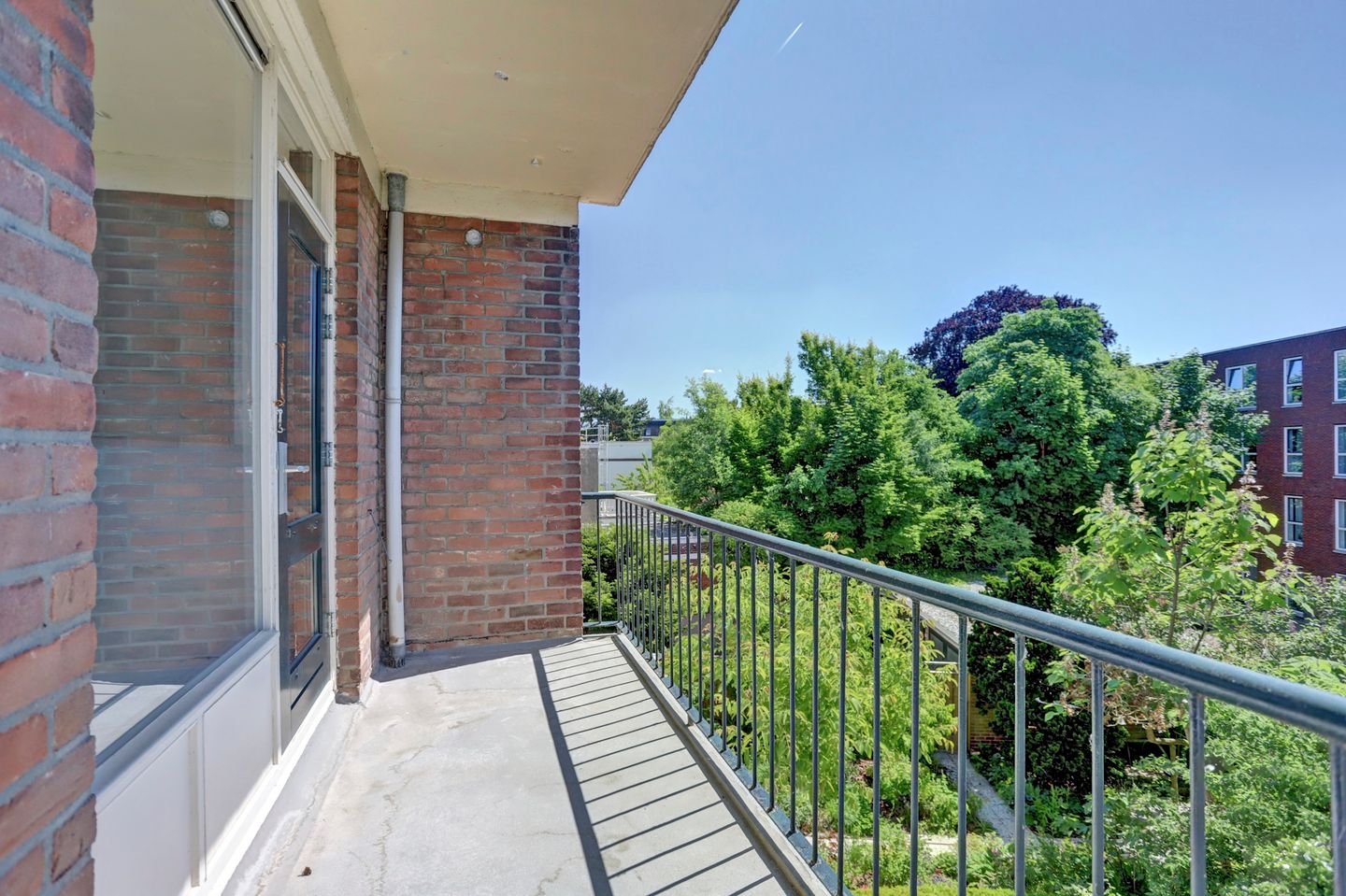 Foto 25 van Barbarossastraat 6