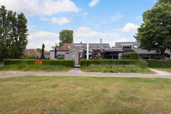 Photo 40 of Leijester Hegedyk 2