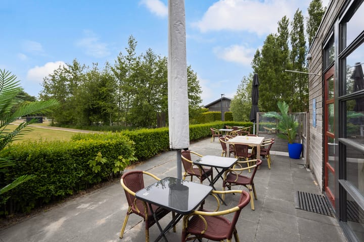 Photo 41 of Leijester Hegedyk 2