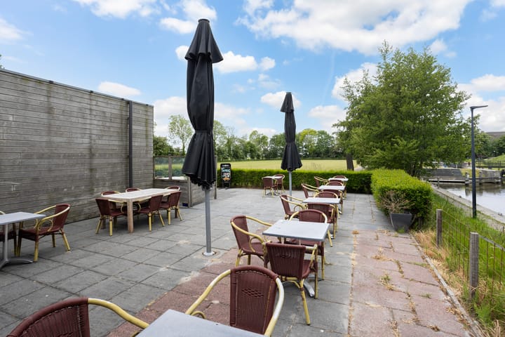 Photo 44 of Leijester Hegedyk 2