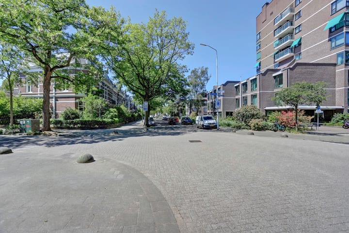 Foto 51 van Barbarossastraat 6