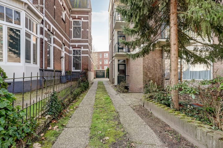 Foto 52 van Barbarossastraat 6