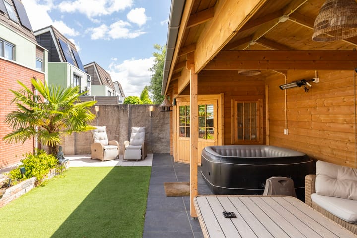 Foto 4 van Hof van Edinburgh 25