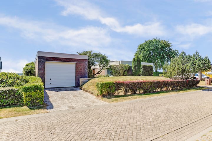 Foto 35 van Cederlaan 1