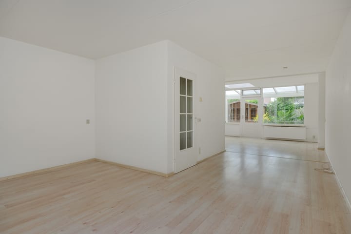 Photo 3 of Slutelakker 38