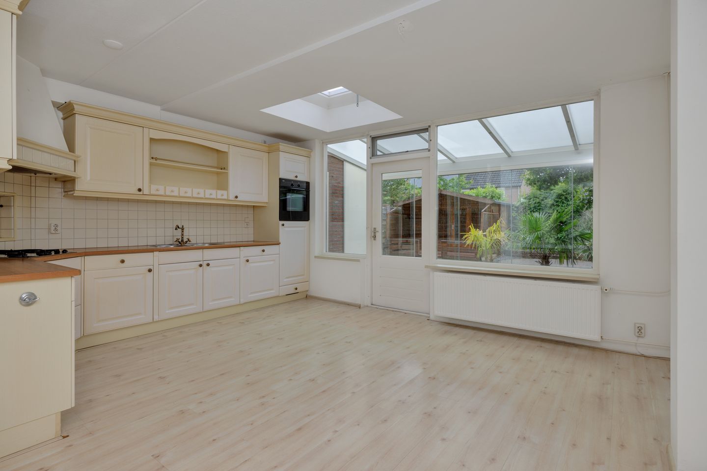 Photo 4 of Slutelakker 38