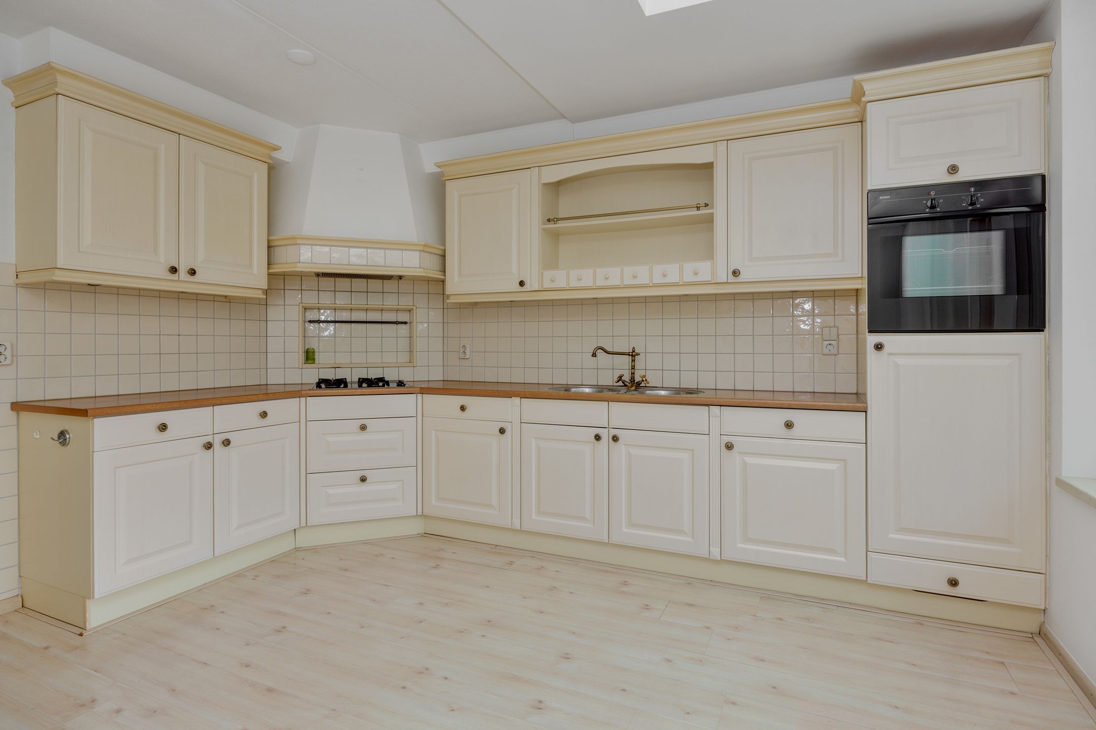 Photo 6 of Slutelakker 38