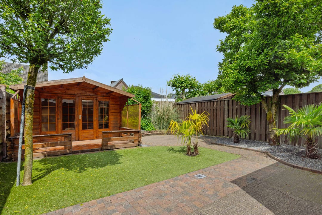 Photo 22 of Slutelakker 38