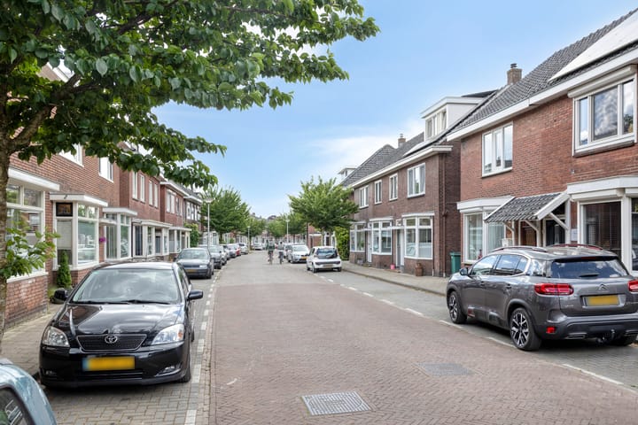 Foto 4 van Van Riebeekstraat 103