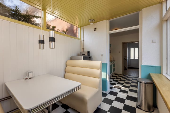 Foto 11 van Zonnebloemstraat 4