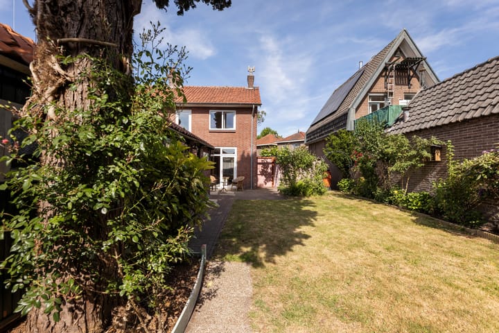 Foto 18 van Zonnebloemstraat 4