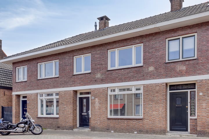 Photo 7 of Sint Josephstraat 69