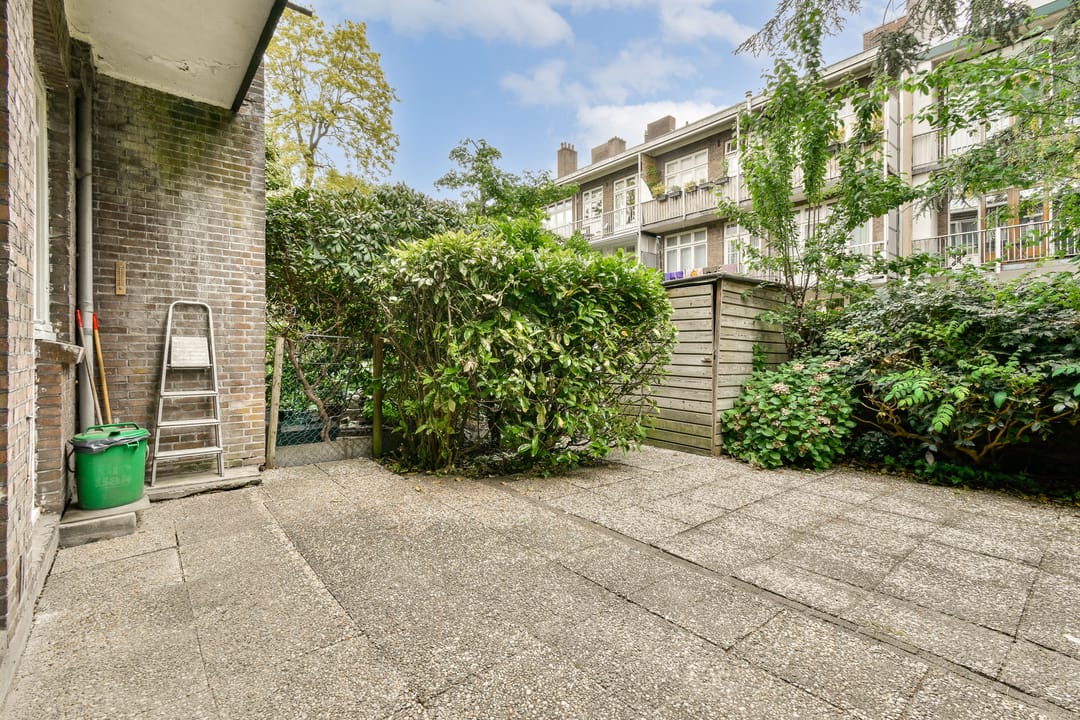 Photo 13 of Haringvlietstraat 63