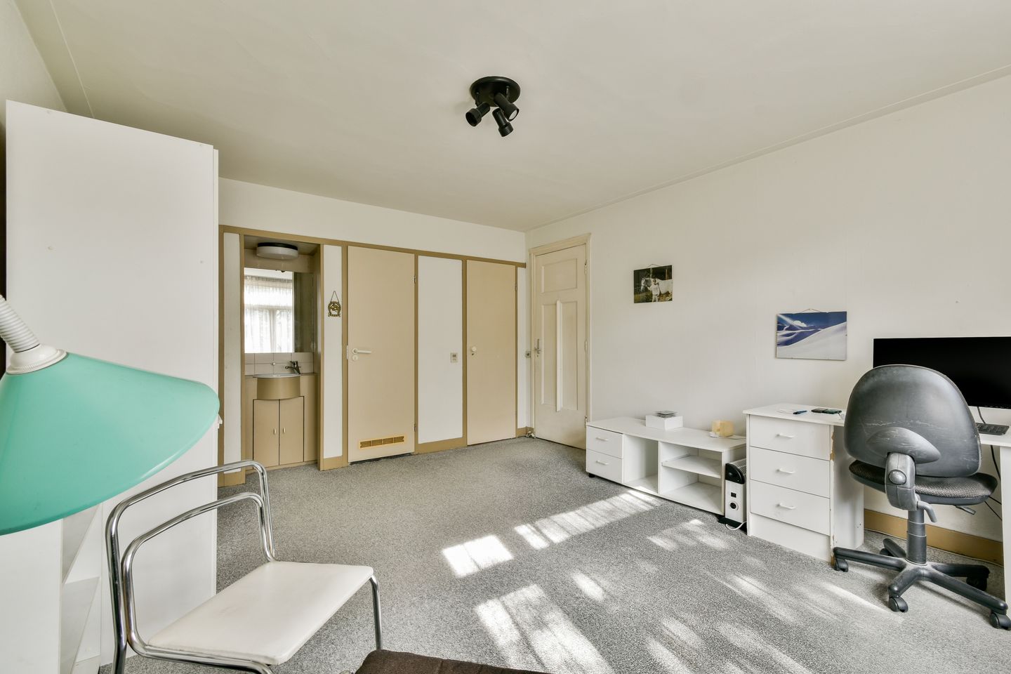 Photo 35 of Haringvlietstraat 63