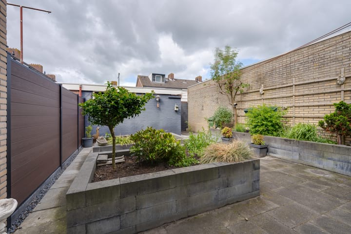 Foto 19 van Maanstraat 47