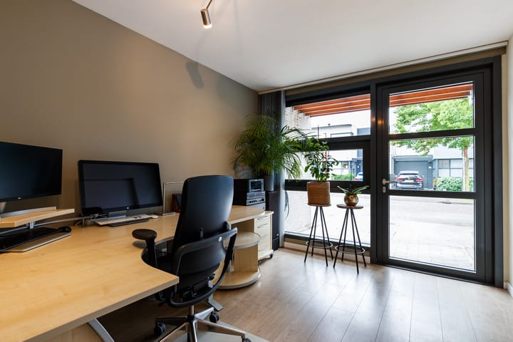 Foto 16 van Louis Couperushove 37