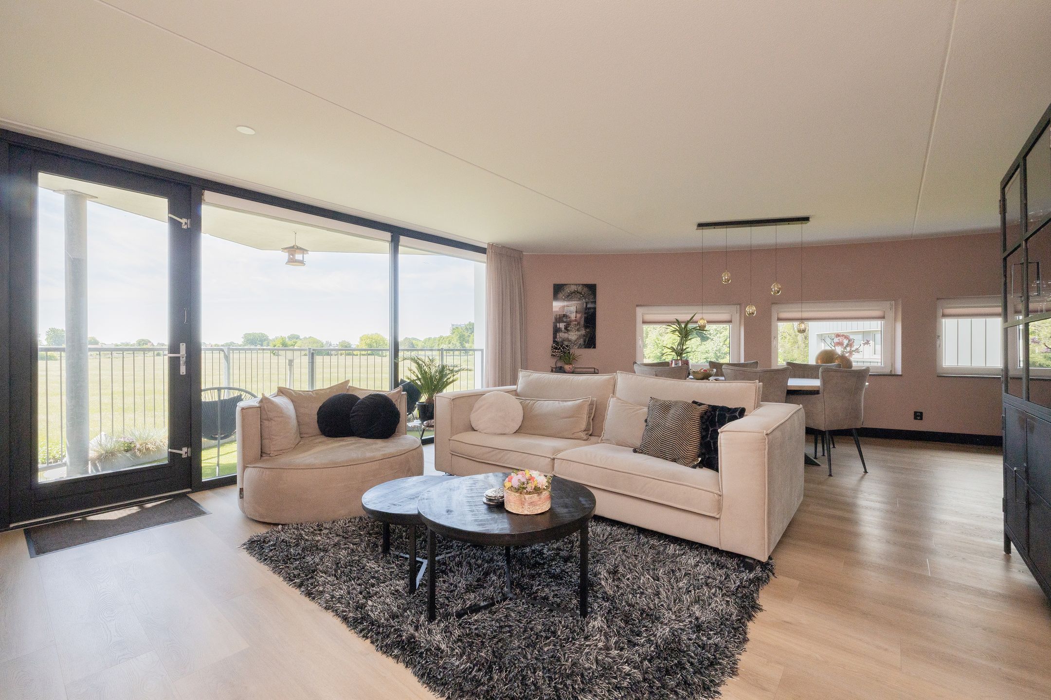 Foto 9 van Poortweide 42