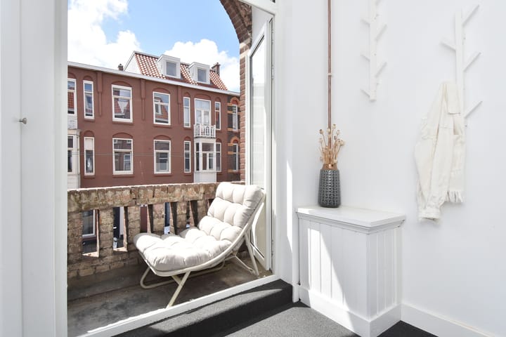 Photo 6 of Edisonstraat 93-A