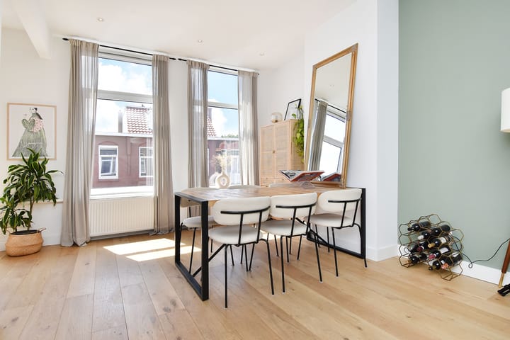 Photo 13 of Edisonstraat 93-A