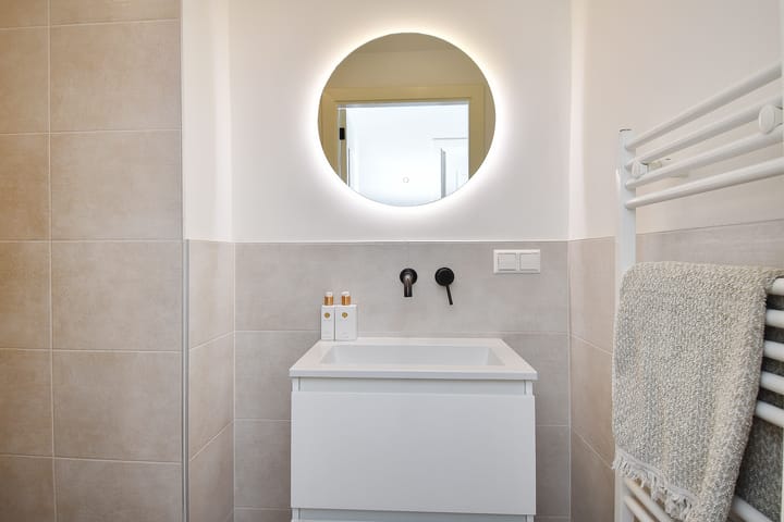 Photo 33 of Edisonstraat 93-A