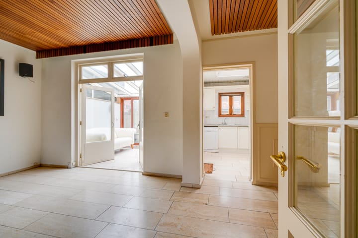 Foto 11 van Aakplein 10