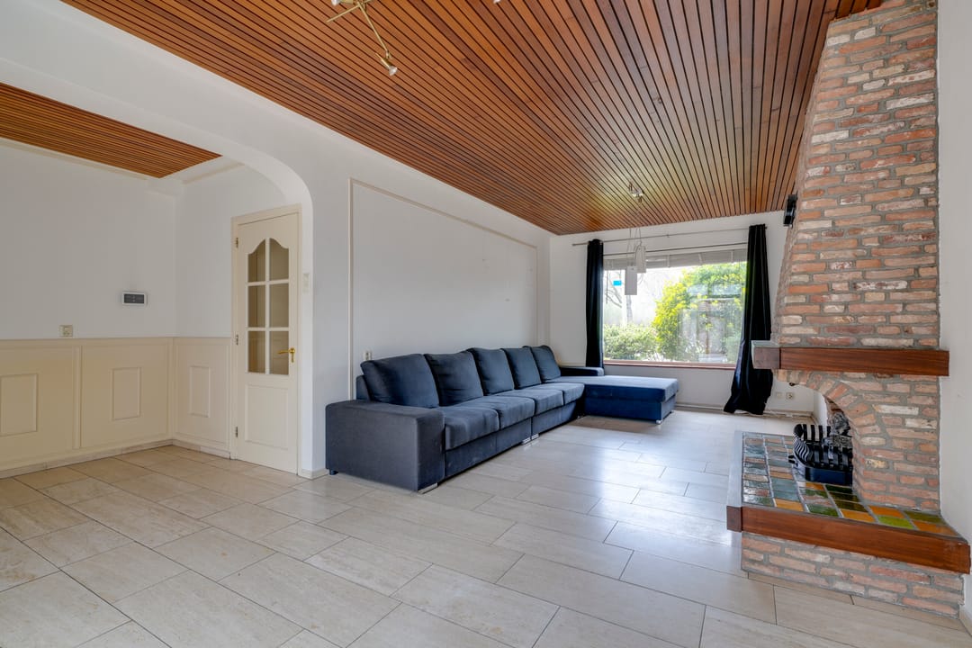 Foto 13 van Aakplein 10