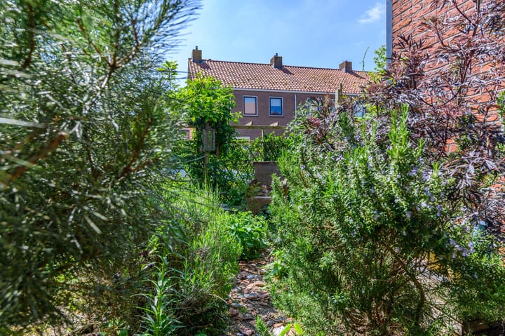 Foto 40 van Bloemstraat 7