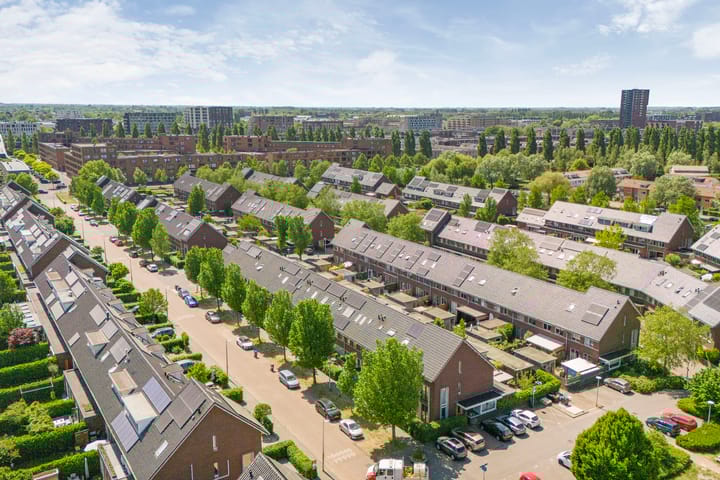 Foto 33 van Burt Bacharachstraat 121