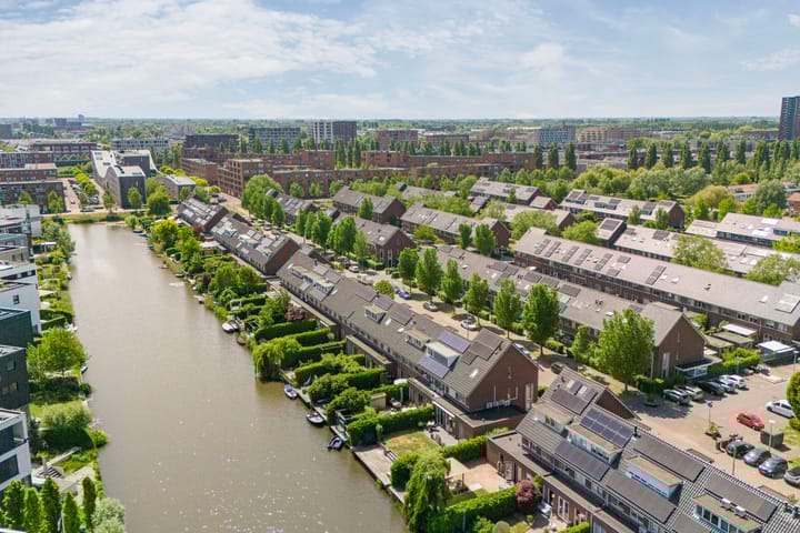 Foto 31 van Burt Bacharachstraat 121