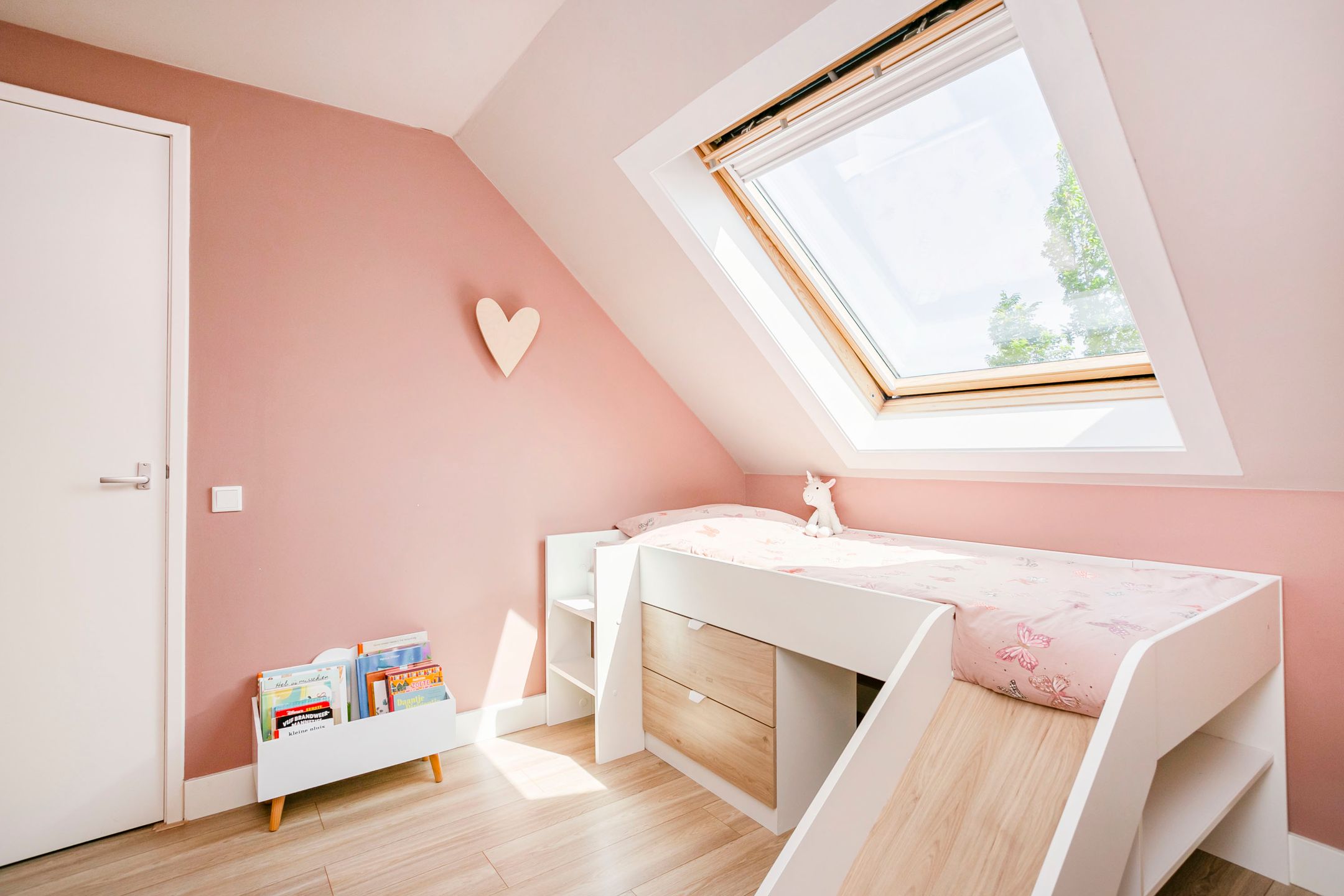 Foto 24 van Burt Bacharachstraat 121