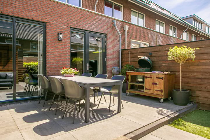 Foto 29 van Burt Bacharachstraat 121