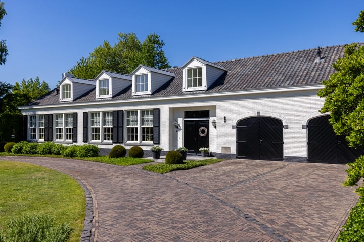 Photo 5 of Grotestraat 60