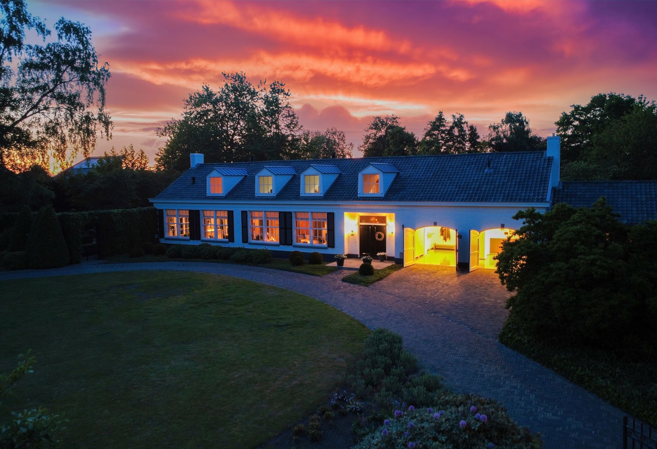 Photo 36 of Grotestraat 60