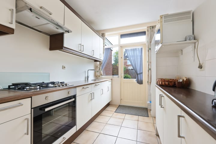 Foto 8 van Willem van Velsenstraat 35