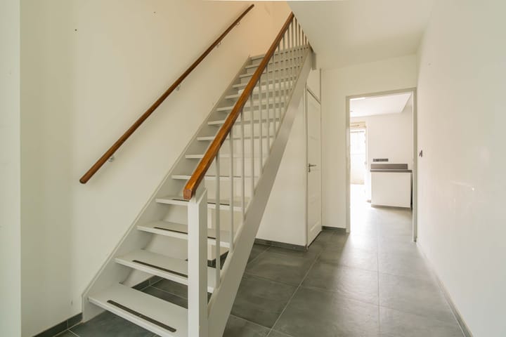 Photo 10 of Deurloostraat 2