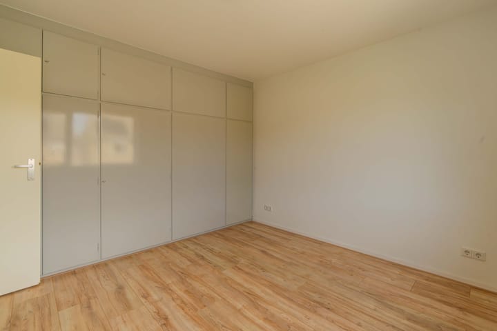 Photo 13 of Deurloostraat 2