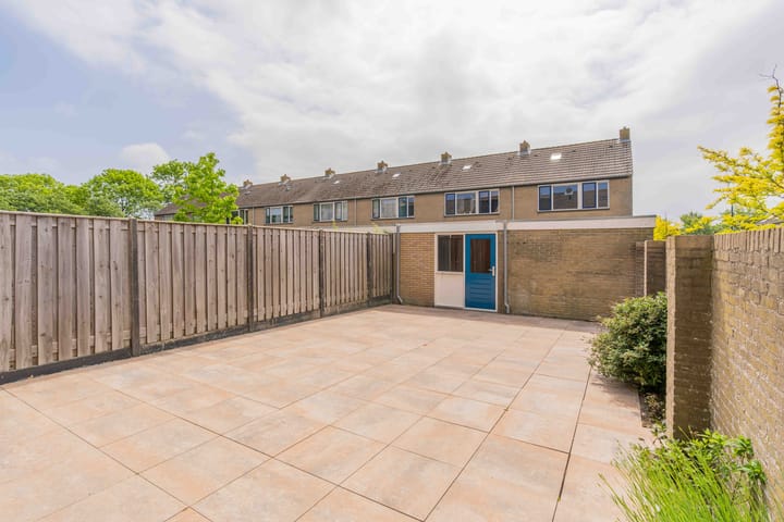 Photo 23 of Deurloostraat 2