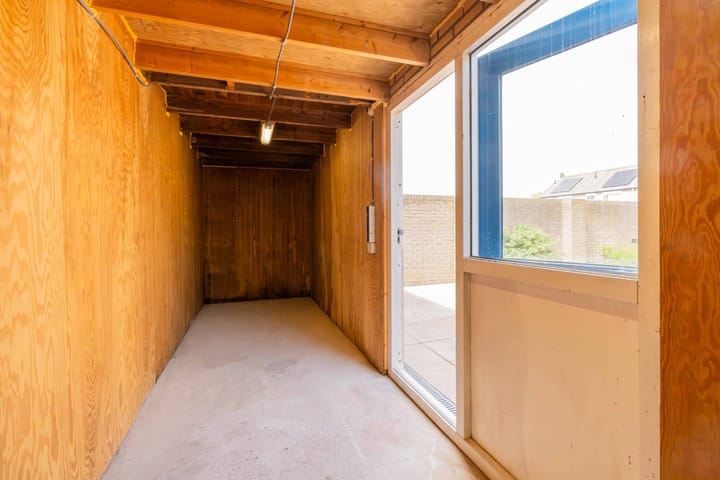 Photo 26 of Deurloostraat 2