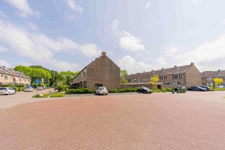 Photo 33 of Deurloostraat 2