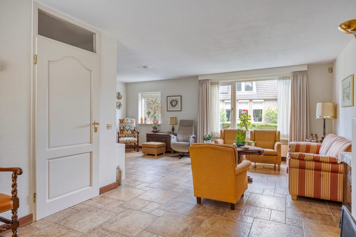 Photo 5 of Kloosterbeemd 35