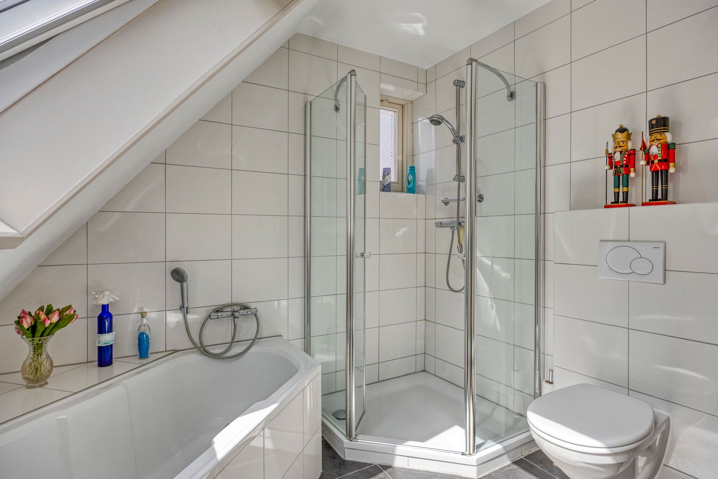 Photo 20 of Kloosterbeemd 35