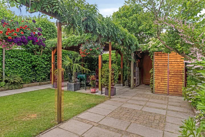 Foto 28 van Beneluxlaan 24