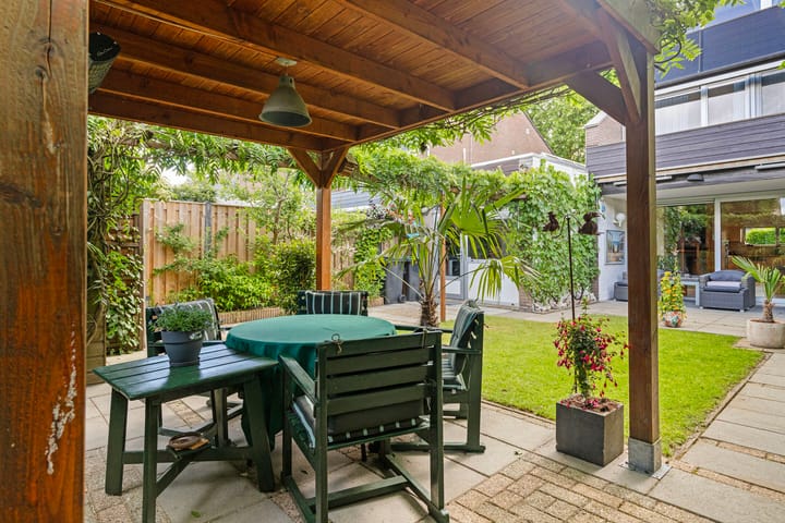 Foto 33 van Beneluxlaan 24