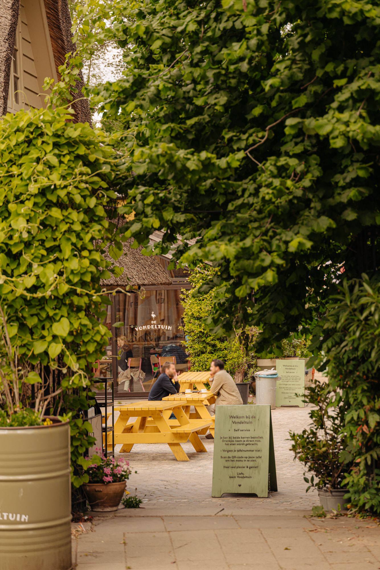 Foto 9 van Madame Pyrmont