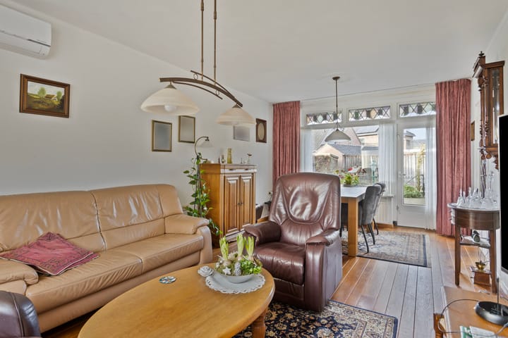 Foto 7 van Leeuwebekstraat 11