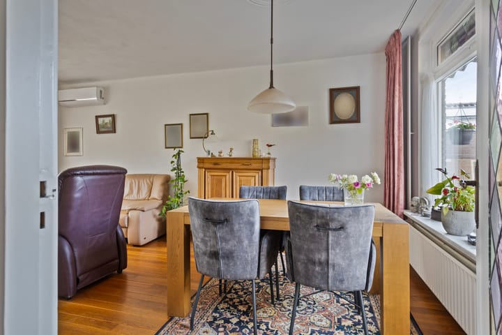 Foto 9 van Leeuwebekstraat 11