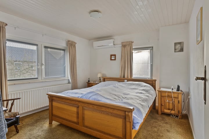 Foto 16 van Leeuwebekstraat 11